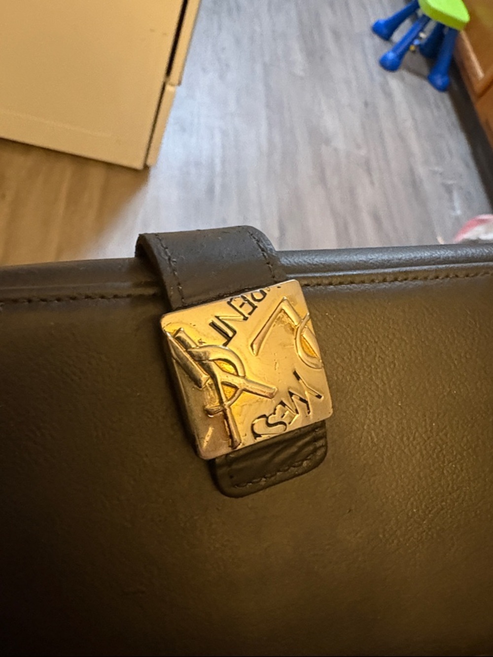 Yves Saint Laurent black Leather continental Wallet with silver hardware - Picture 2 of 10